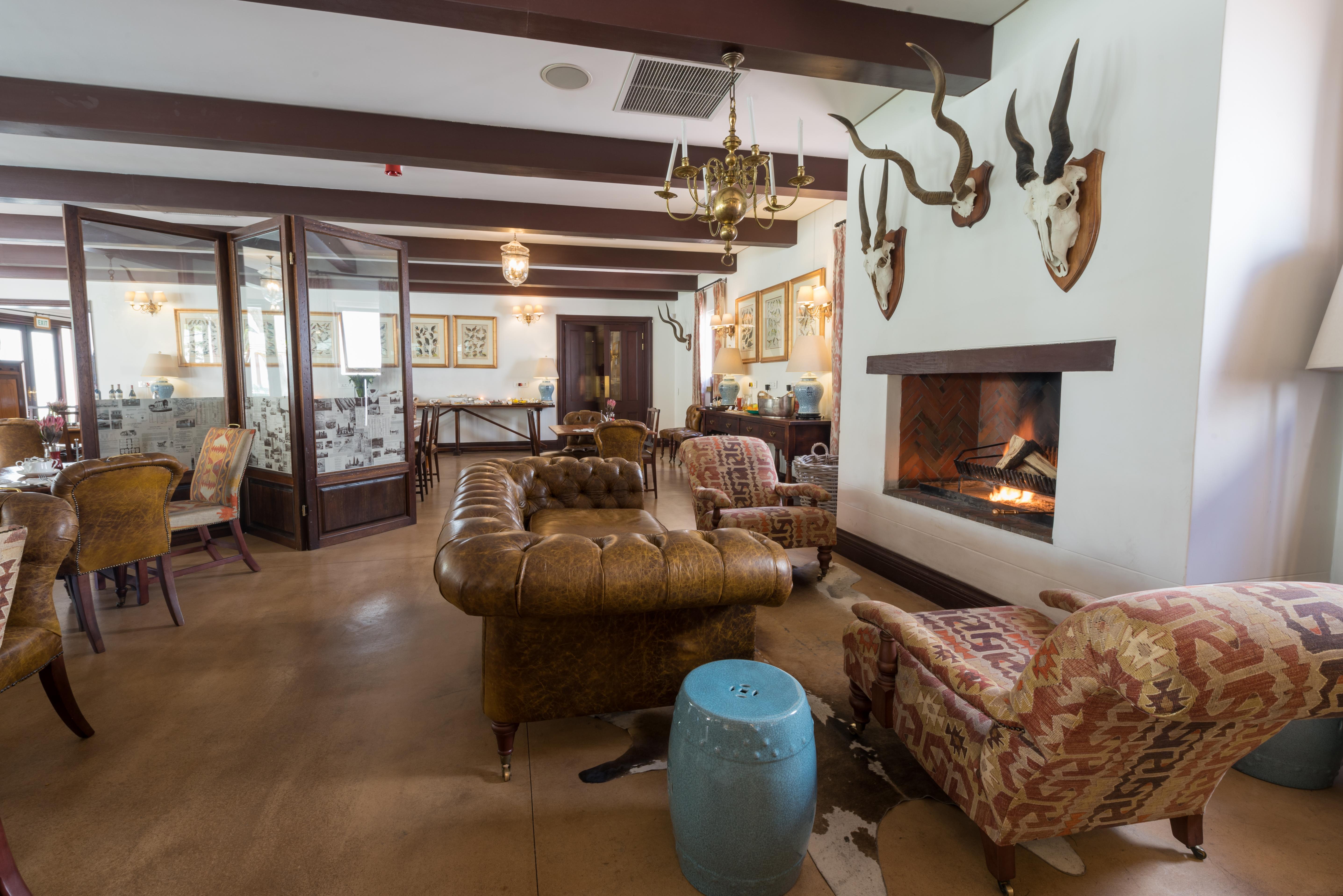 Drostdy Hotel Graaff-Reinet Dış mekan fotoğraf The interior of the hotel